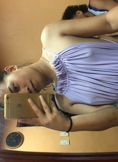 Alondra (Meet / Camshow) - Transsexual escort in Manila Photo 4 of 6