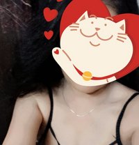 Alone Hot Housewife Cam Sex Real Meeting - escort in New Delhi