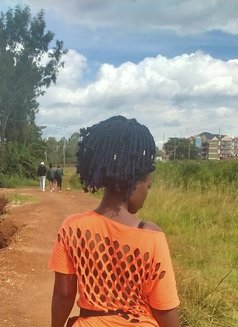 Alora - masseuse in Nairobi Photo 1 of 2