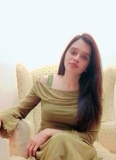 Aloshay – Hot Romantic Companion - puta in Al Manama Photo 6 of 6