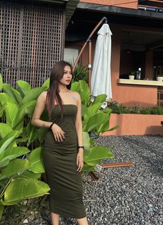 ALOURA DEEPTHROAT QUEEN IN SEMINYAK - escort in Bali Photo 4 of 8