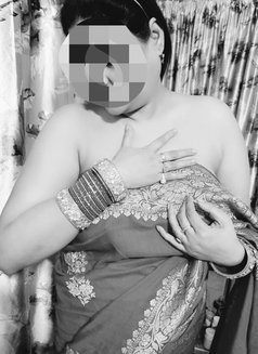 Alpana Seductive - companion in Candolim, Goa Photo 2 of 2
