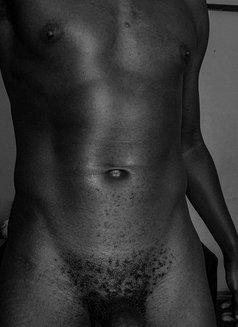 Alpha D(wanda) - Male escort in Kampala Photo 8 of 13