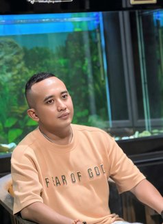 Alpha Good MSG M2M - Male escort in Singapore Photo 6 of 8