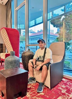 Alpha Good MSG M2M - Male escort in Singapore Photo 7 of 8