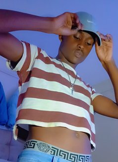 Alpha Jos - Male escort in Nairobi Photo 2 of 5