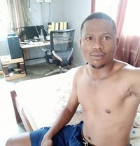 Alpha - Acompañantes masculino in Nairobi