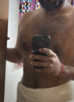 Elite Companion (For your kinks) - Male escort in Mumbai Photo 1 of 8