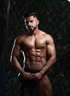 Alpha Male is back *ELITE ESCORT* - Male escort in New Delhi Photo 5 of 8