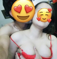 (Alpha) Female and Couple - Acompañantes masculino in New Delhi Photo 4 of 4