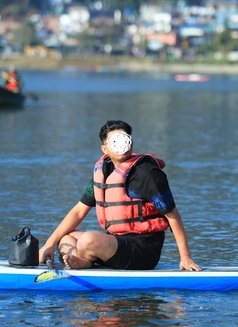 Alpha - Acompañantes masculino in Kathmandu Photo 4 of 5