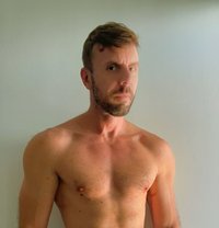 Altair Lux - Acompañantes masculino in Singapore