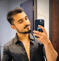 Altamash - Male companion in Kolkata