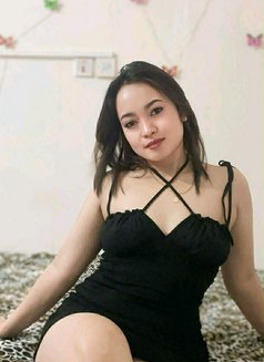 Althea - escort in Jeddah Photo 3 of 5