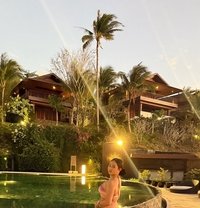 Althea Tan - puta in Boracay