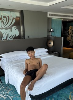 Alunk2mahf - Acompañantes masculino in Bali Photo 8 of 8