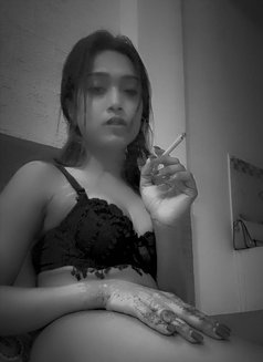 Aluring Ahira - Transsexual escort in Gurgaon Photo 4 of 9