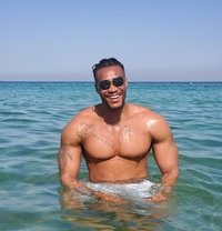 Alurring Bbc - Male escort in Muscat