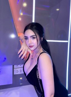 Alvi - escort in Jakarta Photo 4 of 7