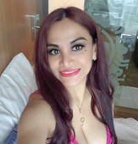 Vivian - escort in Bali