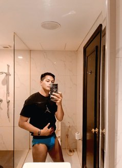 Alvin - Acompañantes masculino in Jakarta Photo 10 of 10