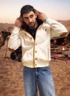 Alxxl 21 - Male escort in İstanbul Photo 3 of 5