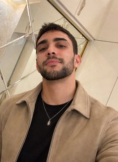 Alxxl 21 - Male escort in İstanbul Photo 4 of 5