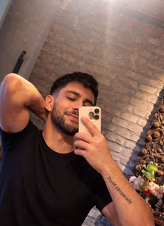 Alxxl 21 - Male escort in İstanbul Photo 5 of 5