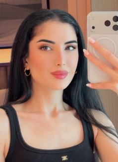 Alya Independent - escort in Dubai Photo 2 of 5