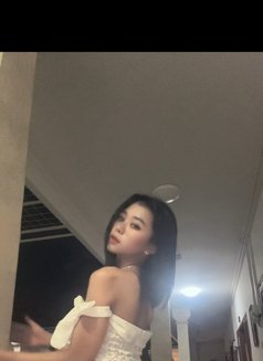 Alya - escort in Bali Photo 2 of 10