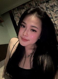 Alya - escort in Jaipur Photo 3 of 5