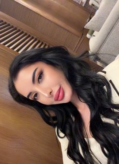 Alya Independent - puta in Dubai Photo 1 of 4