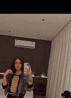 Alya - Transsexual escort in İstanbul Photo 5 of 5