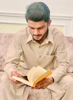 Alyan - Male adult performer in Islamabad Photo 5 of 5