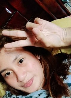 Alyanna Ash - escort in Manila Photo 3 of 5