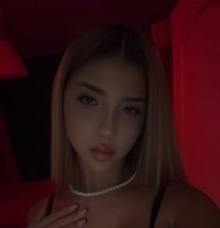 Alyapavlov - Transsexual escort in Riyadh