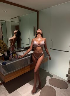 Alyapavlov - Acompañantes transexual in Riyadh Photo 7 of 25