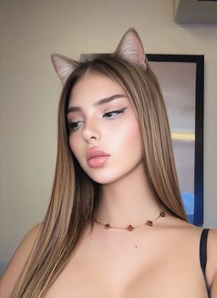 Alyapavlov - Transsexual escort in Riyadh Photo 27 of 30