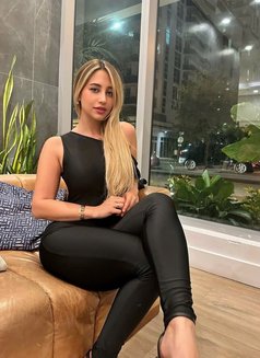 Alyc - masseuse in Riyadh Photo 2 of 6