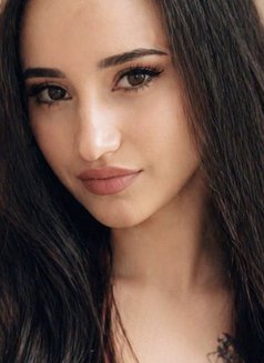Alyona - escort agency in New Delhi Photo 9 of 11