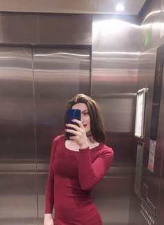Alyosha - Transsexual escort in İstanbul Photo 16 of 20