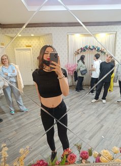 Alyosha - Transsexual escort in İstanbul Photo 17 of 20