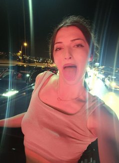 Alyosha - Transsexual escort in İstanbul Photo 9 of 12