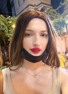 Alyosha - Transsexual escort in İstanbul Photo 12 of 12