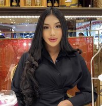 Alyssa 3 - Acompañantes transexual in Jakarta