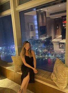 SUPER HOT, Alyssa, Party,gfe,available n - puta in Hong Kong Photo 6 of 6