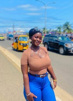 Alyssa - escort in Guangzhou Photo 4 of 4