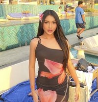 Alyssa Superstars Ladyboy - Acompañantes transexual in Bali Photo 1 of 14