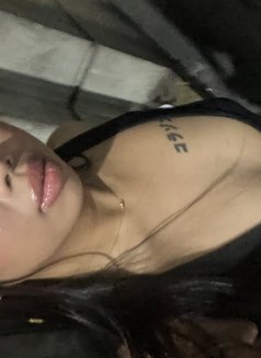 Alyyyy - escort in Pasig Photo 4 of 5