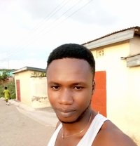 Am Fred Am Respectful and Honest Person - Male adult performer in Accra